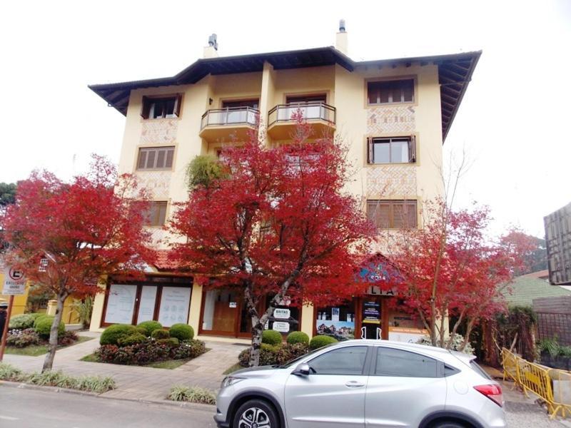 Apartamento Ensolarado No Centro De Gramado Apartment Exterior photo